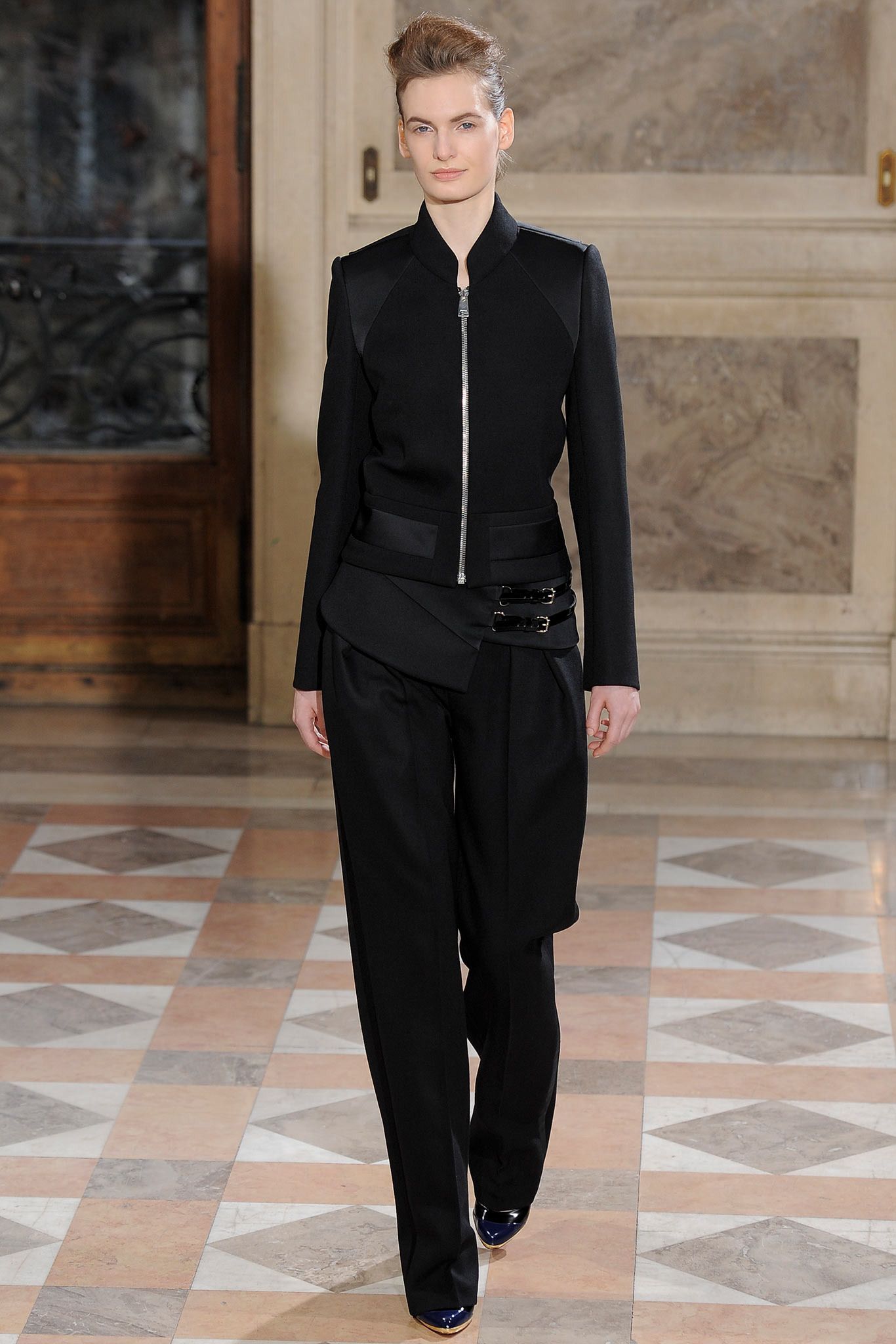 black leather layered buckled shiny belt