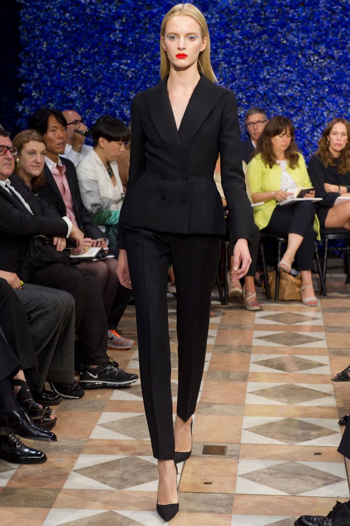 Christian Dior F/W 12 Couture Look 9