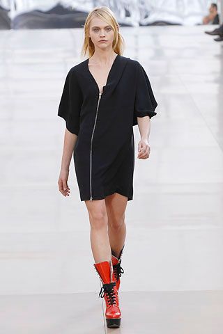 Chloé F/W 07 Look 1