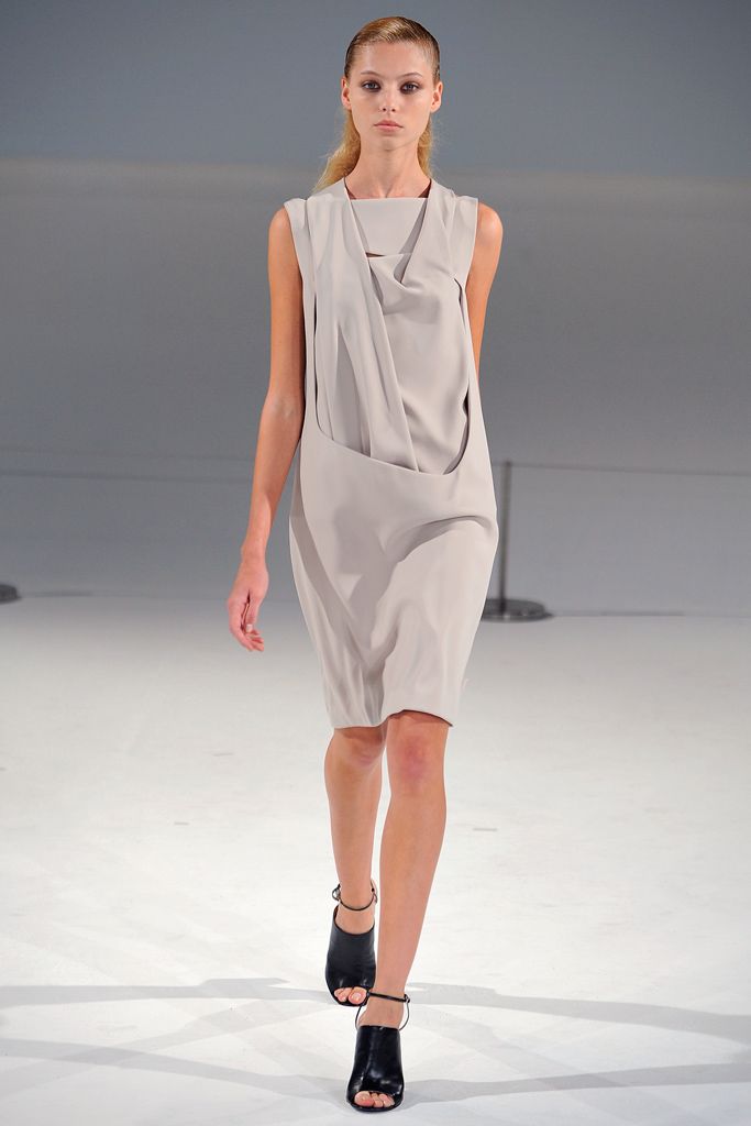 Chalayan S/S 12 Look 70