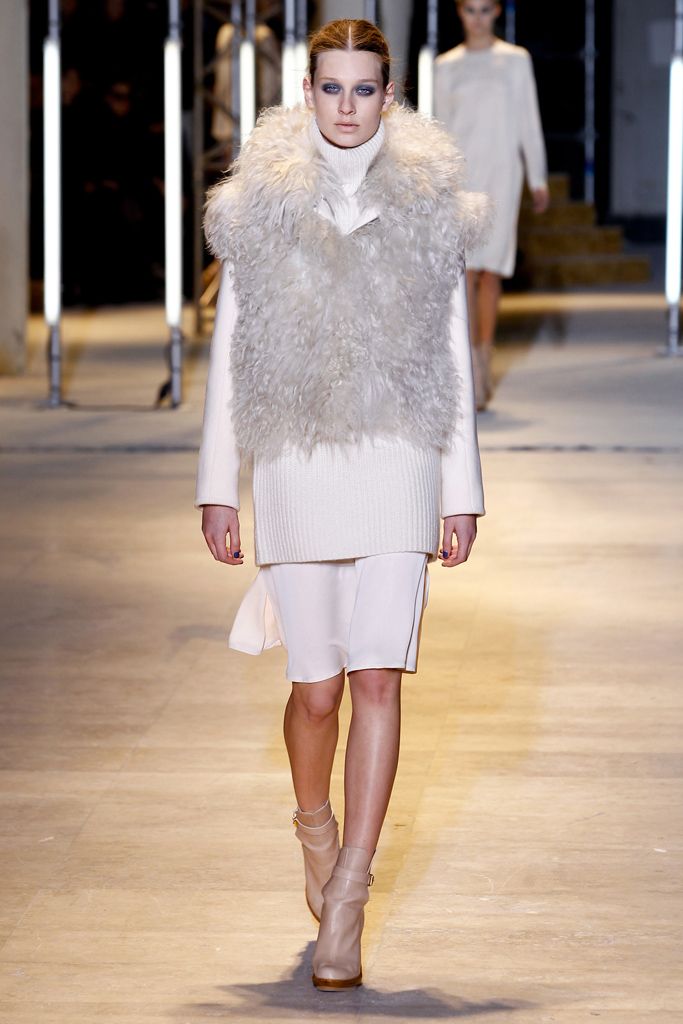 Cacharel F/W 11 Look 58