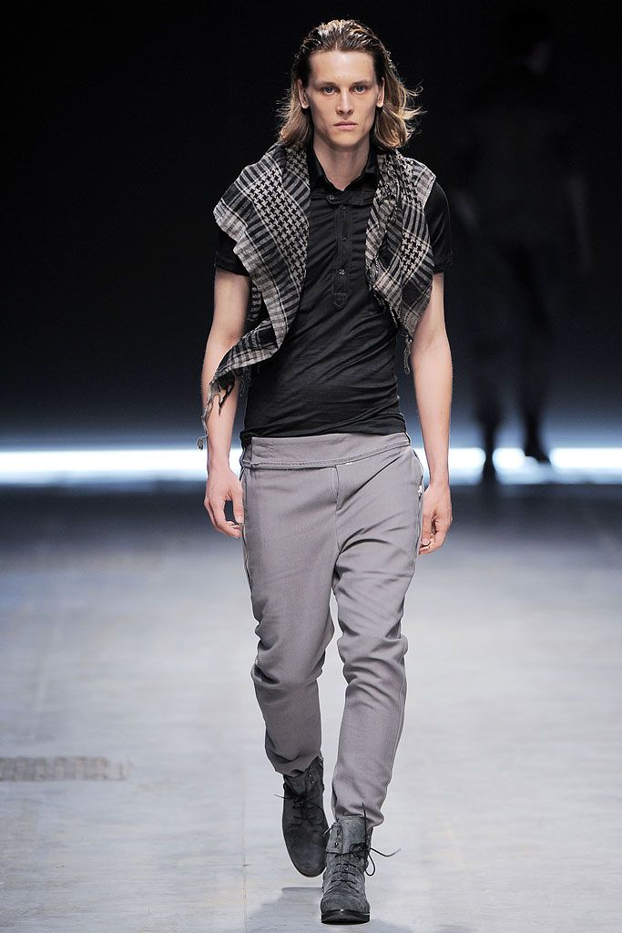 Costume National S/S 10 Menswear Look 15