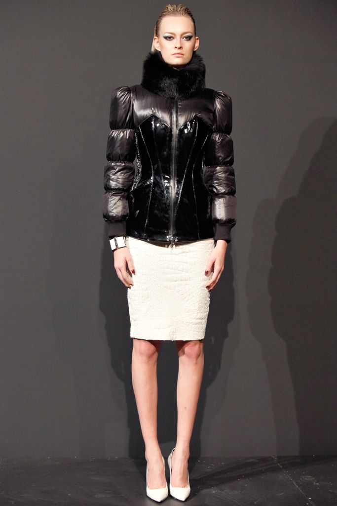 fur-collar corset leather jacket