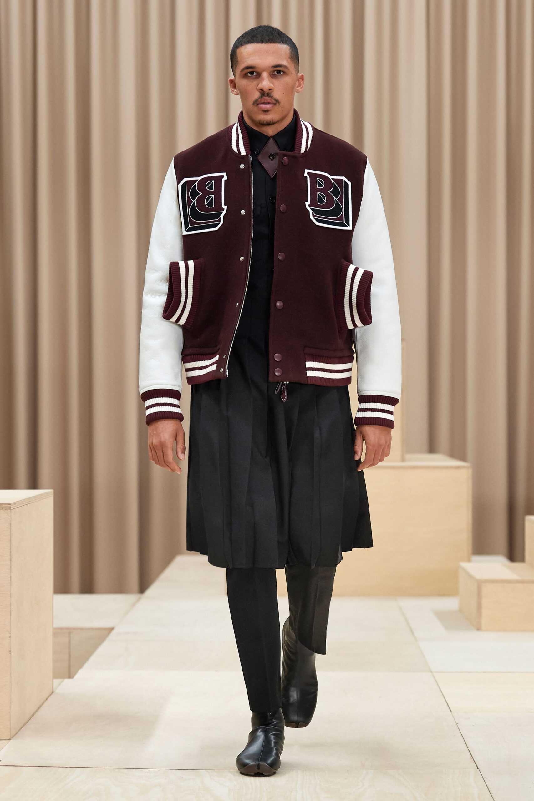 Burberry F/W 21 Menswear Look 242