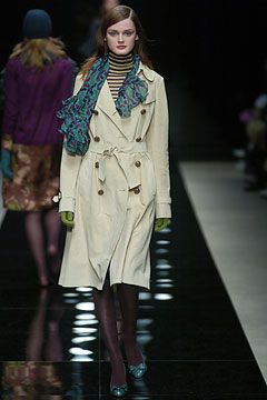 Burberry F/W 04 Look 65