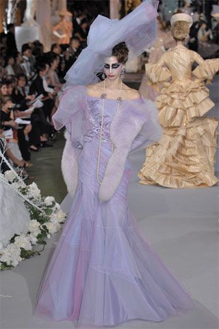 Christian Dior F/W 07 Couture Look 83