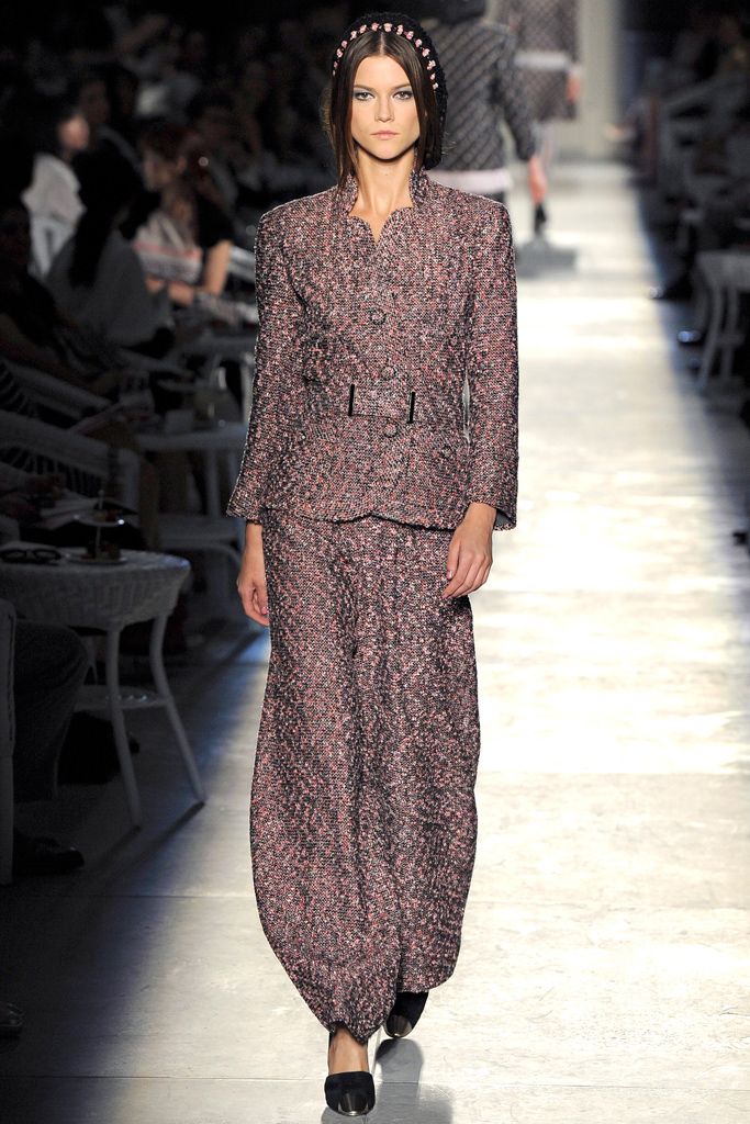 Chanel F/W 12 Couture Look 85