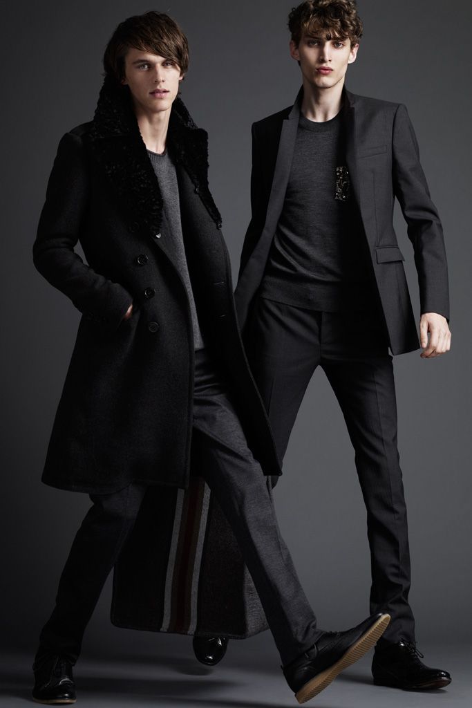 Burberry F/W 11 Look 50