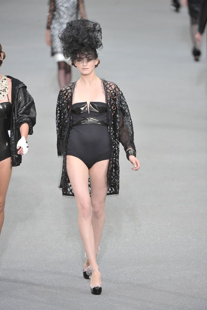 Chanel S/S 09 Look 179