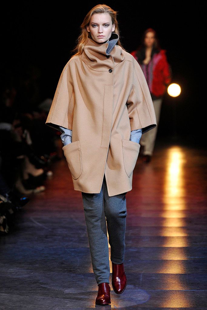Chalayan F/W 10 Look 141