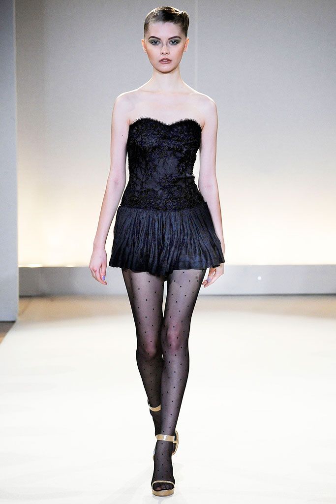 Collette Dinnigan S/S 10 Look 37