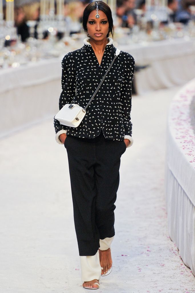 Chanel F/W 12 Look 99