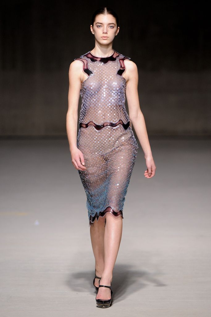 Christopher Kane F/W 11 Look 189