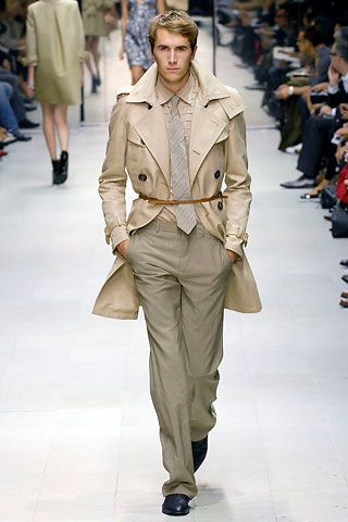Burberry S/S 07 Look 26
