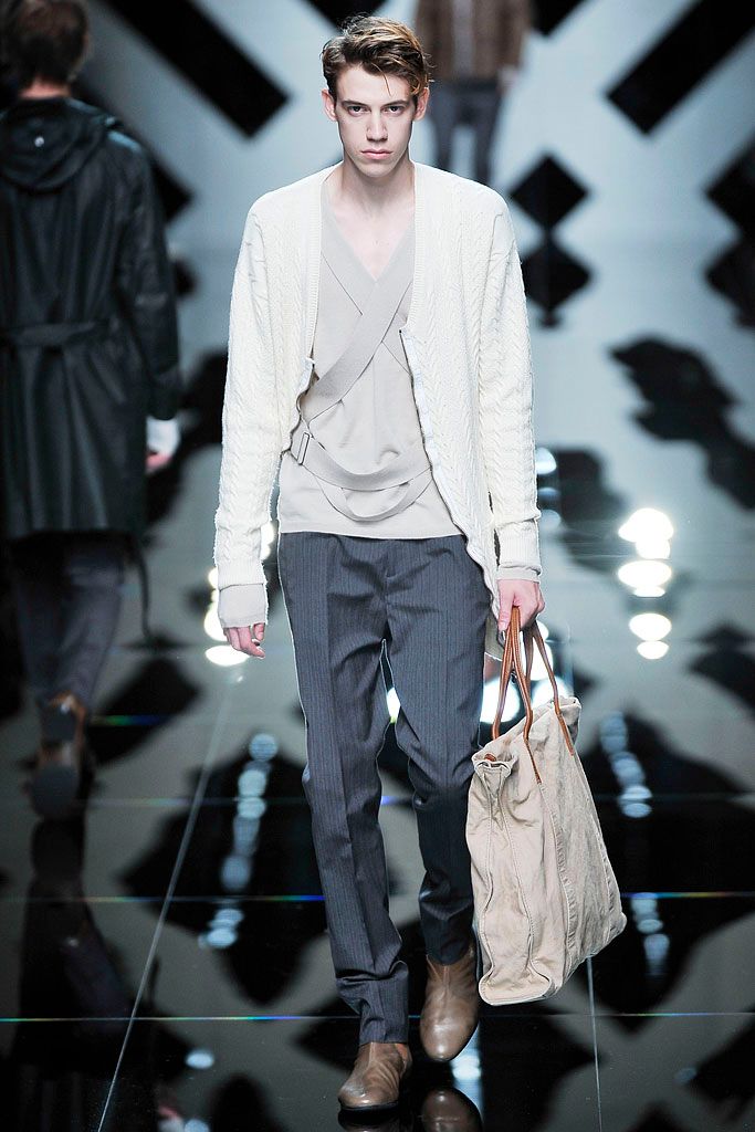 Burberry S/S 10 Menswear Look 42