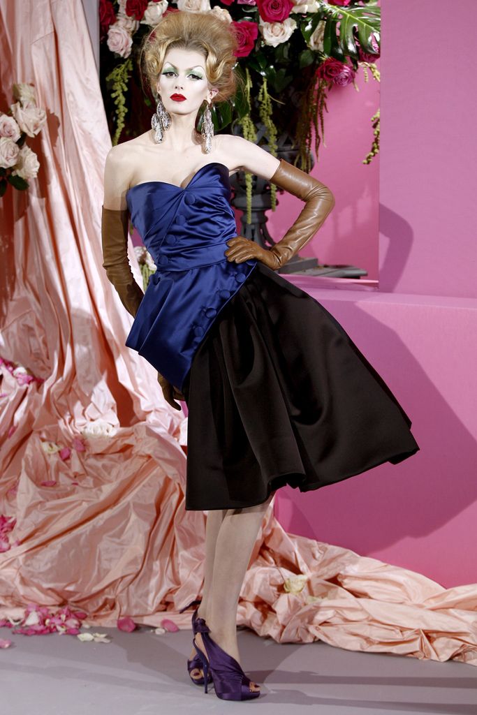 Christian Dior S/S 10 Couture Look 146