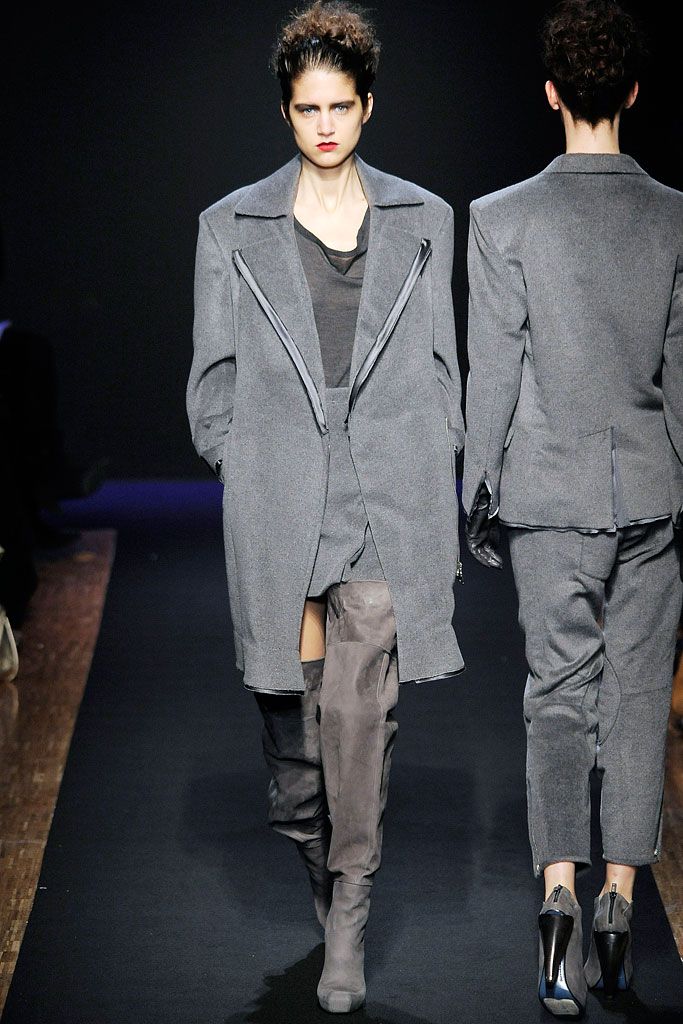 Costume National F/W 09 Look 11