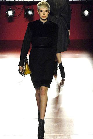 Daks by Giles Deacon F/W 07 Look 6