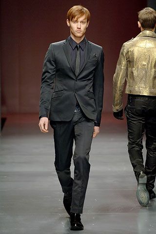 Costume National F/W 06 Menswear Look 102