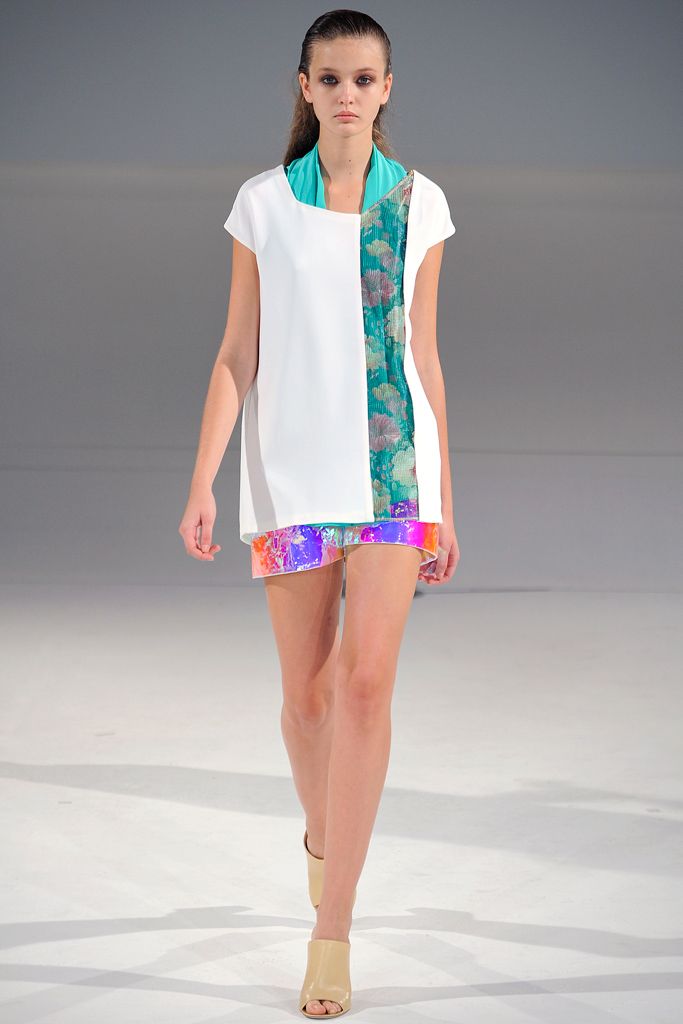 Chalayan S/S 12 Look 186