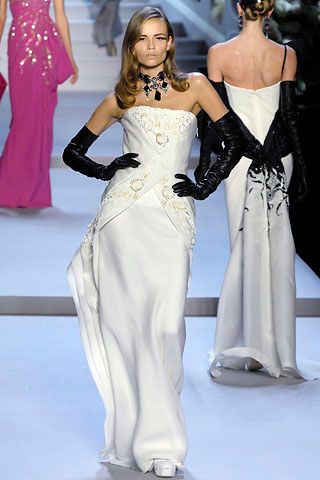 Christian Dior F/W 07 Look 303