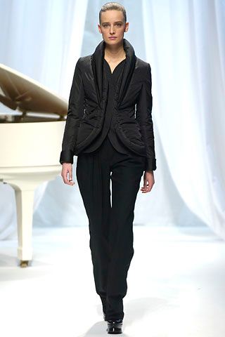 Chalayan F/W 06 Look 46