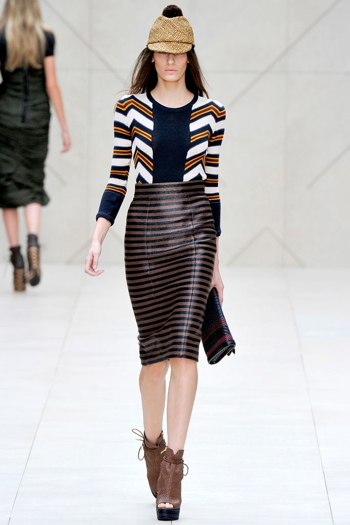 Burberry S/S 12 Look 150