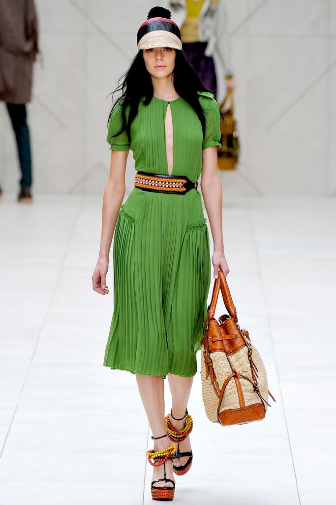 Burberry S/S 12 Look 61
