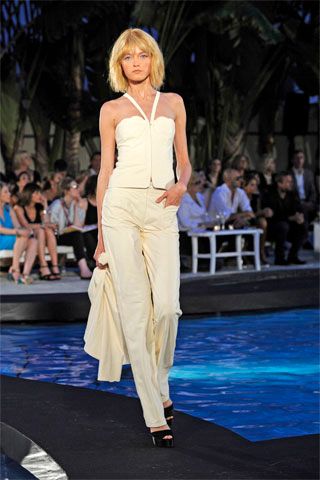 Chanel Resort 09 Look 208