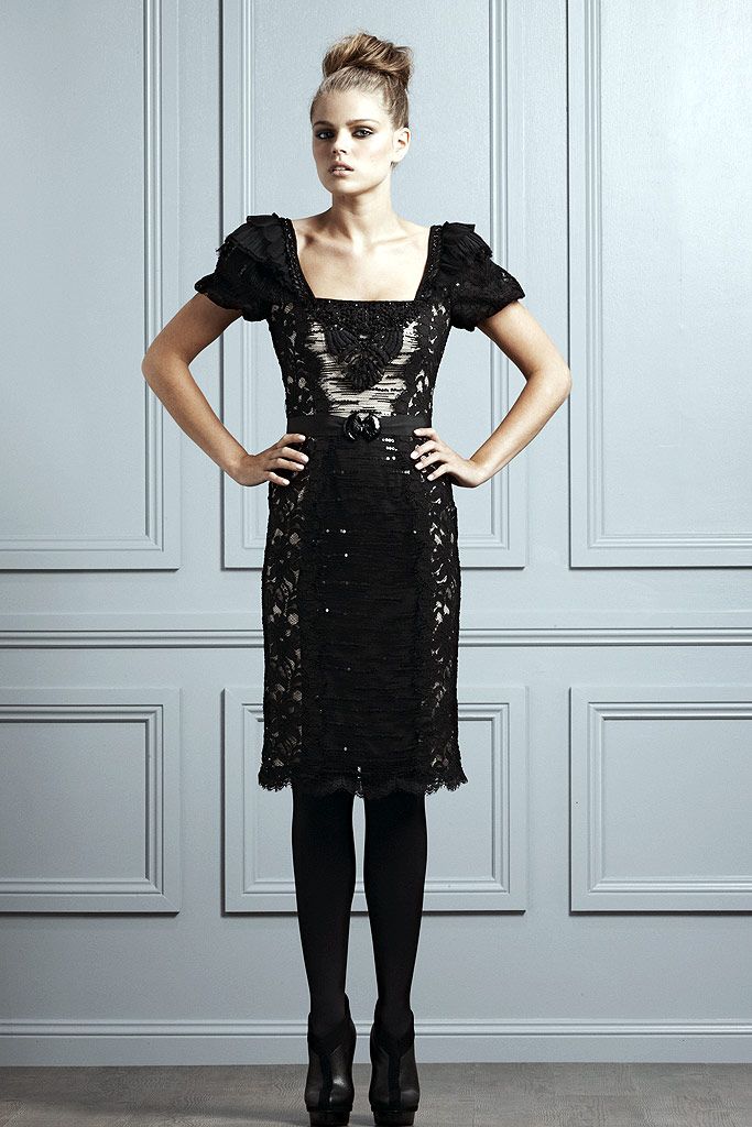 Collette Dinnigan F/W 10 Look 88