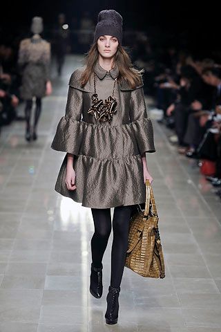 Burberry F/W 08 Look 168