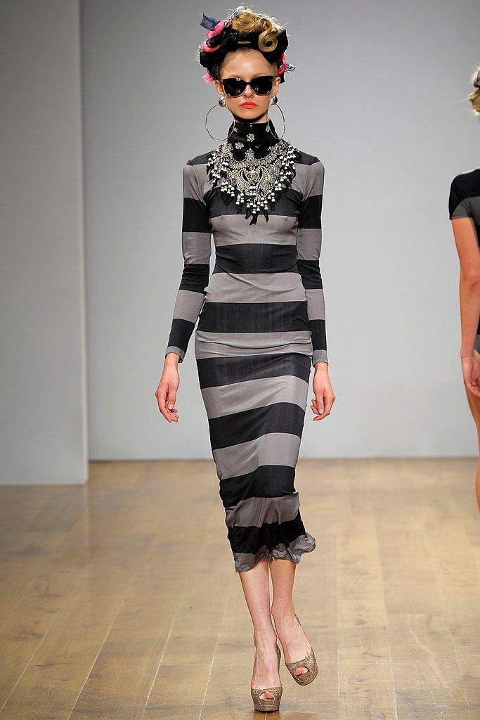 Danielle Scutt S/S 09 Look 31