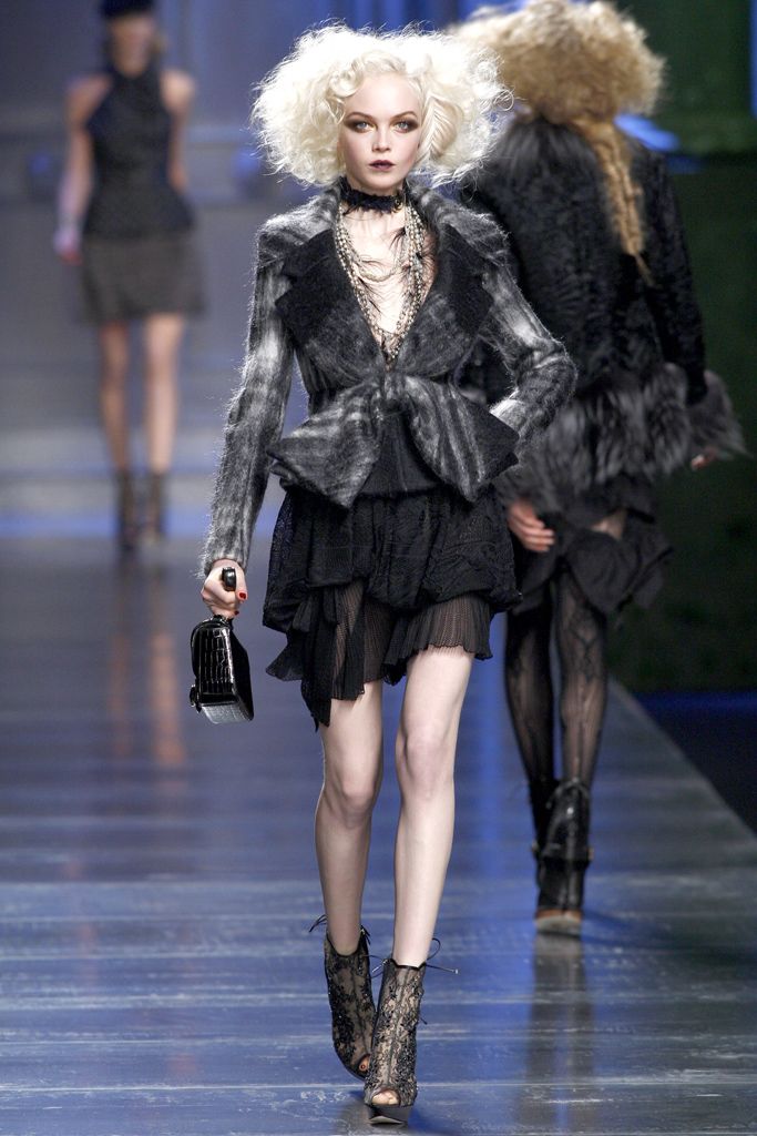 Christian Dior F/W 10 Look 161
