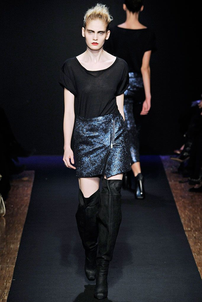 Costume National F/W 09 Look 45