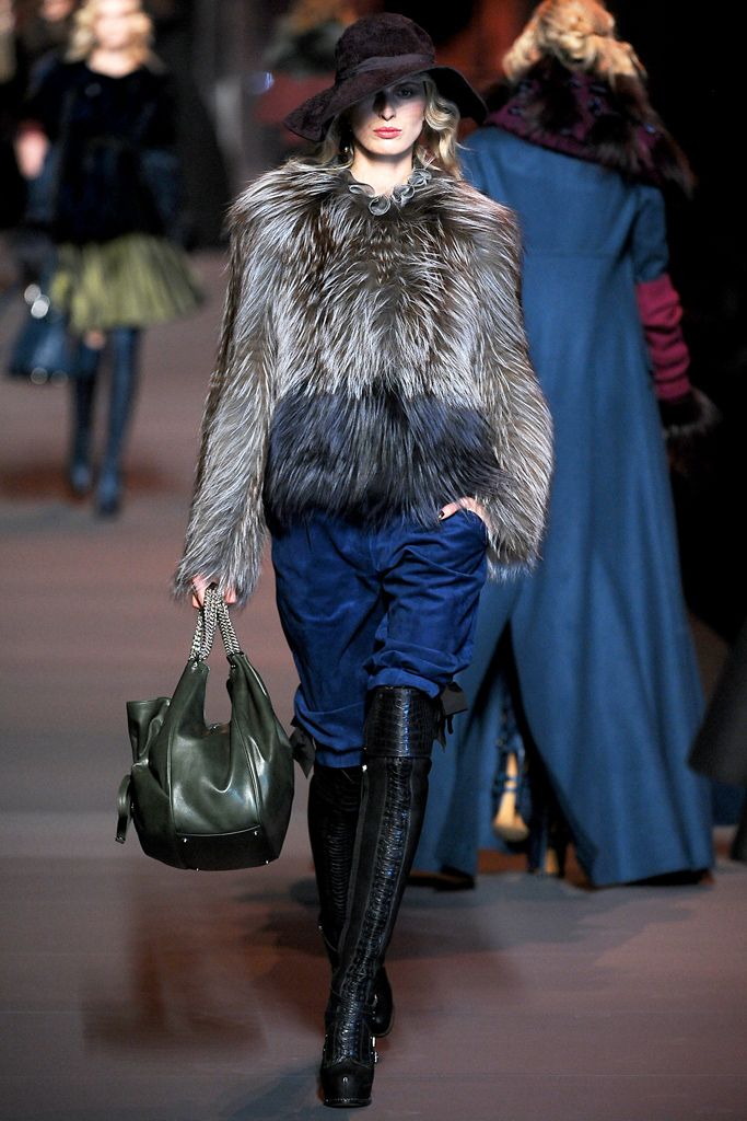 Christian Dior F/W 11 Look 22
