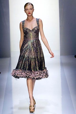 Daks by Giles Deacon S/S 08 Look 45