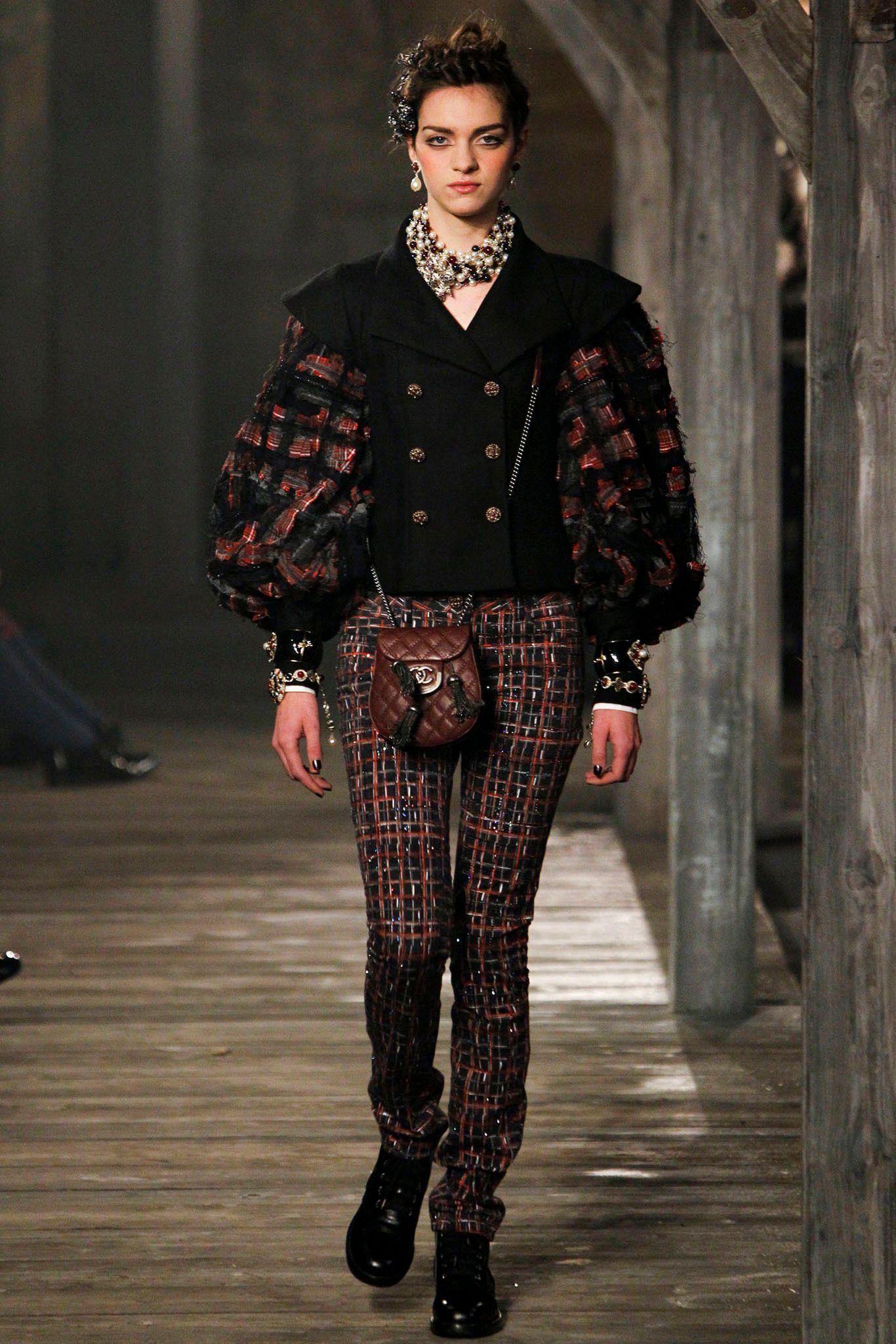 Chanel F/W 13 Look 82
