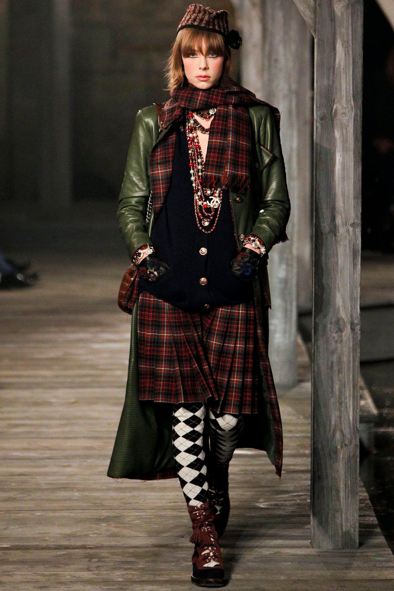 Chanel F/W 13 Look 265