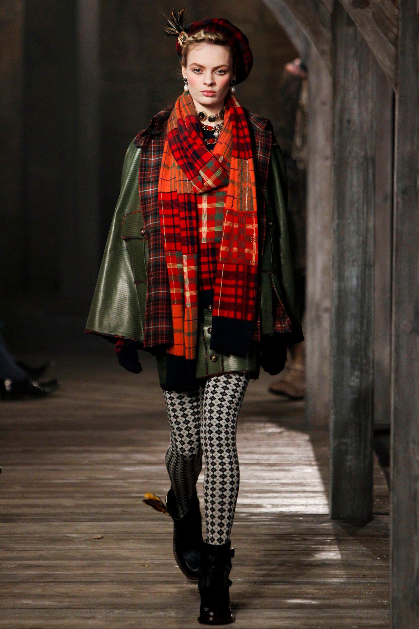 Chanel F/W 13 Look 277