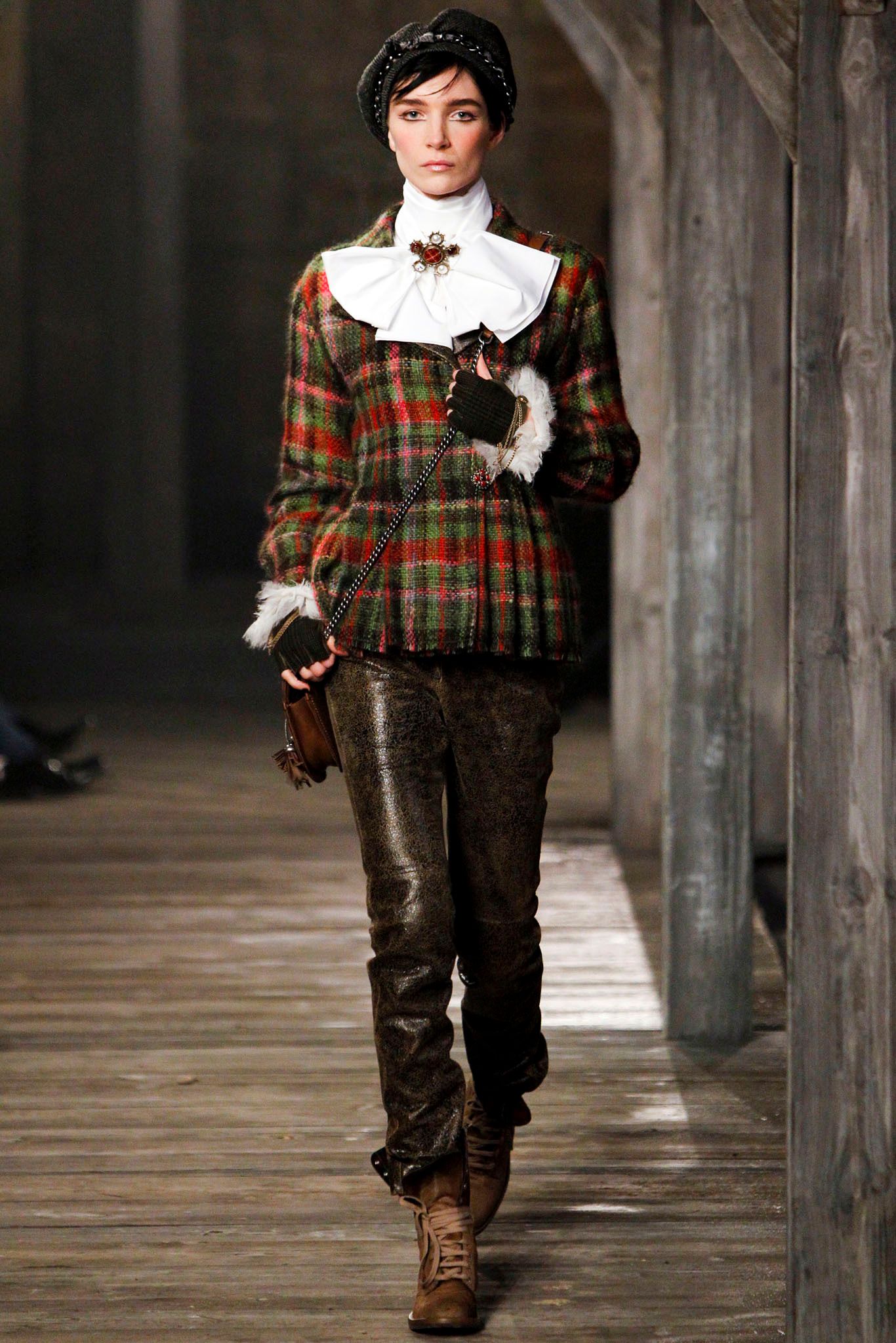 Chanel F/W 13 Look 280
