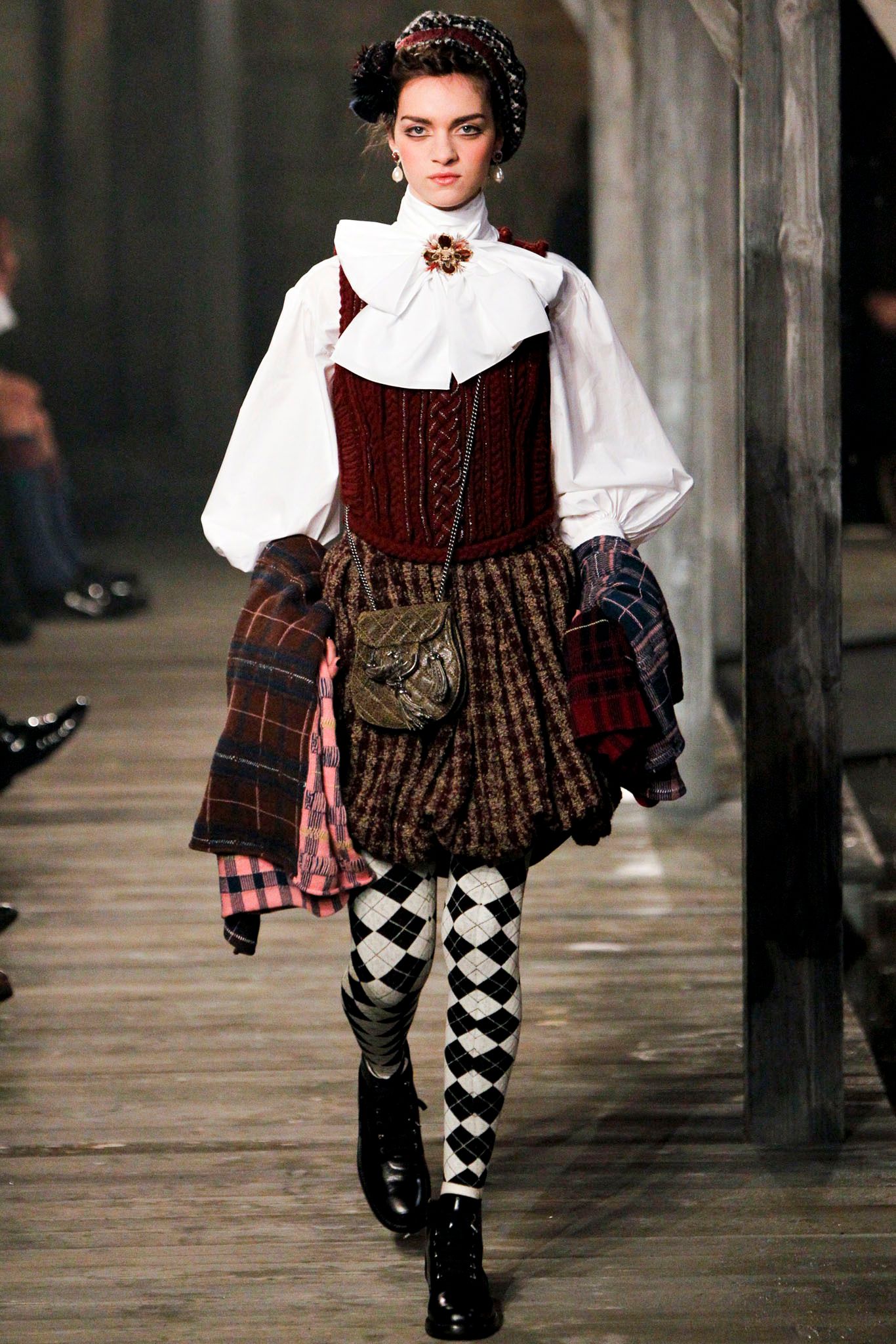 Chanel F/W 13 Look 336