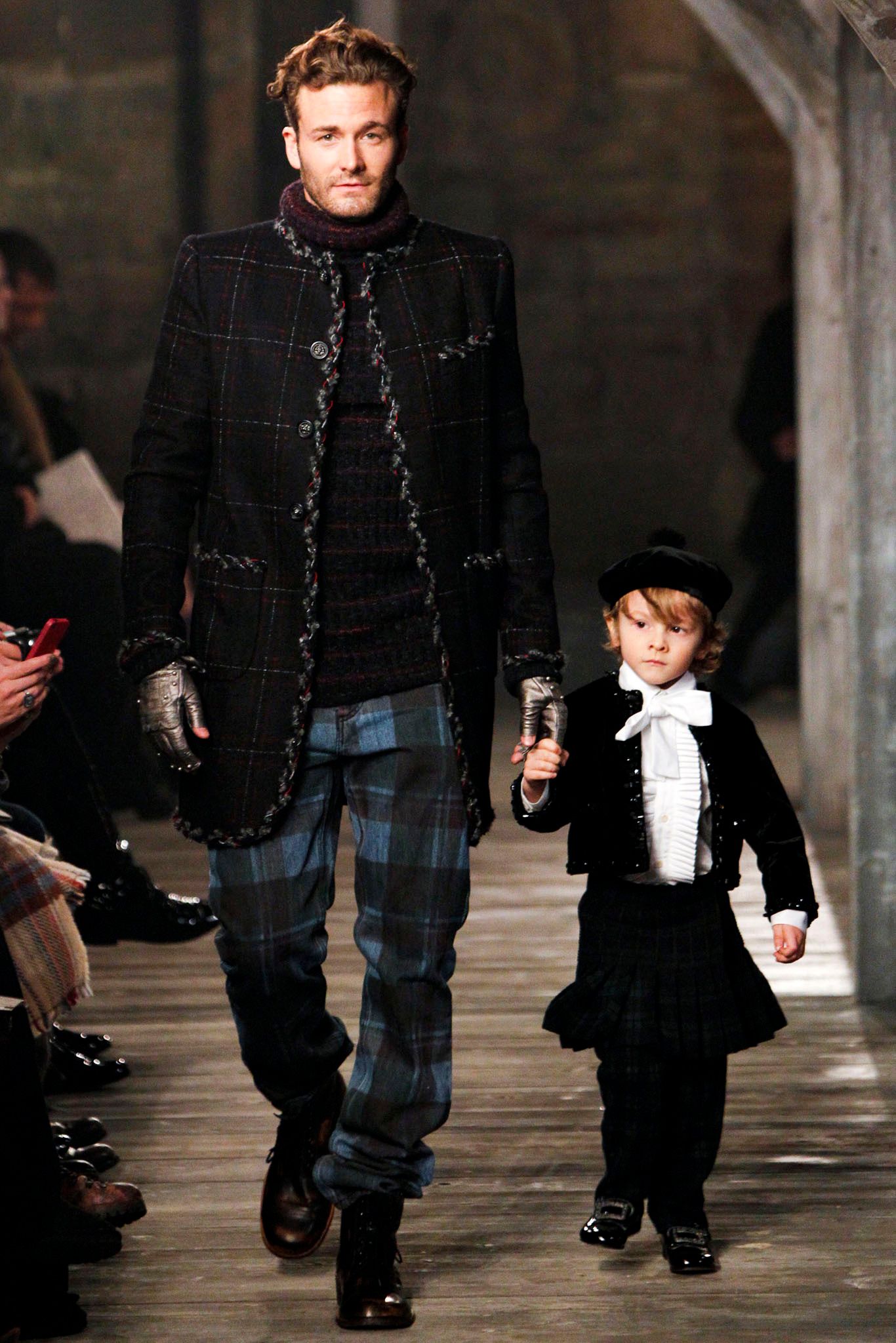 Chanel F/W 13 Look 362
