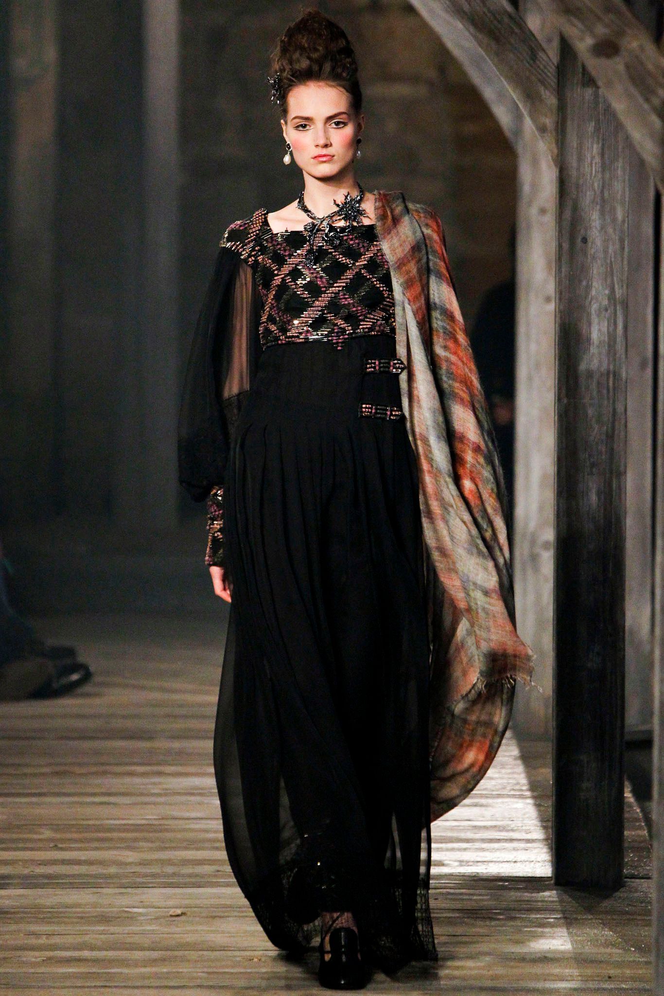 Chanel F/W 13 Look 418