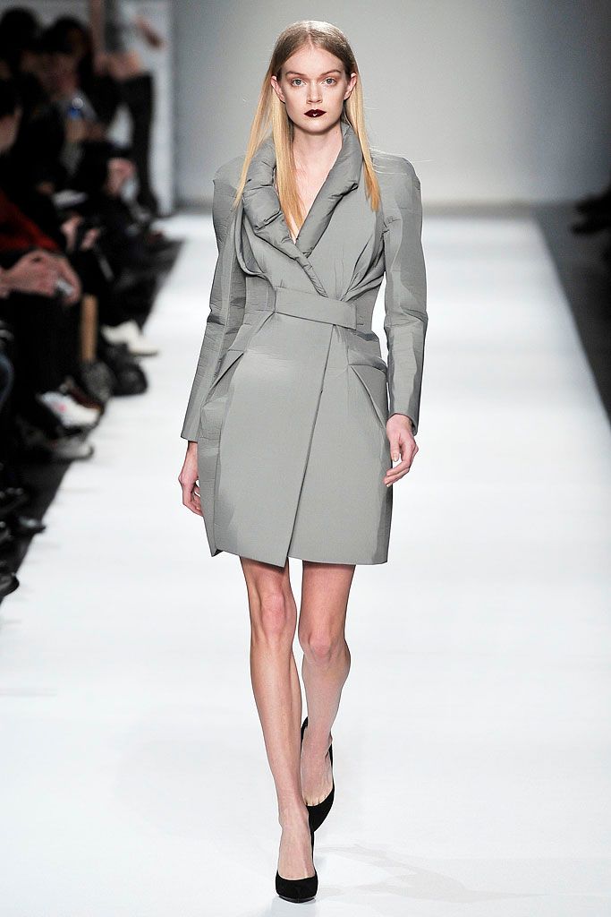 Chalayan F/W 09 Look 74