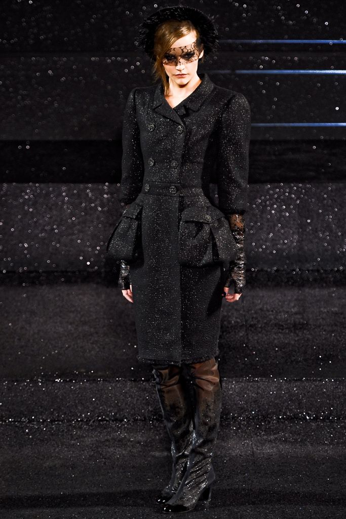 Chanel F/W 11 Couture Look 74