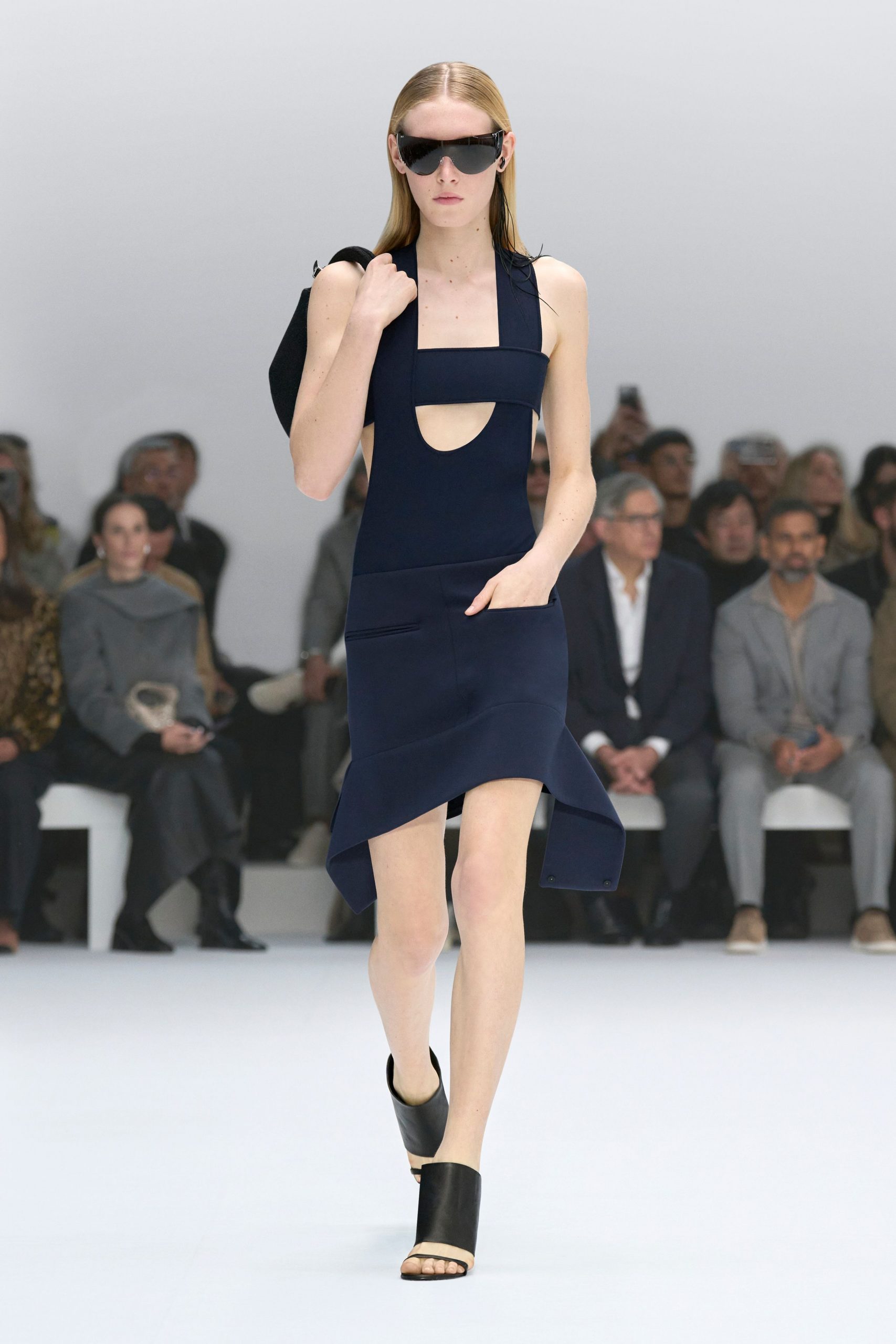 Courrèges S/S 25 Look 43