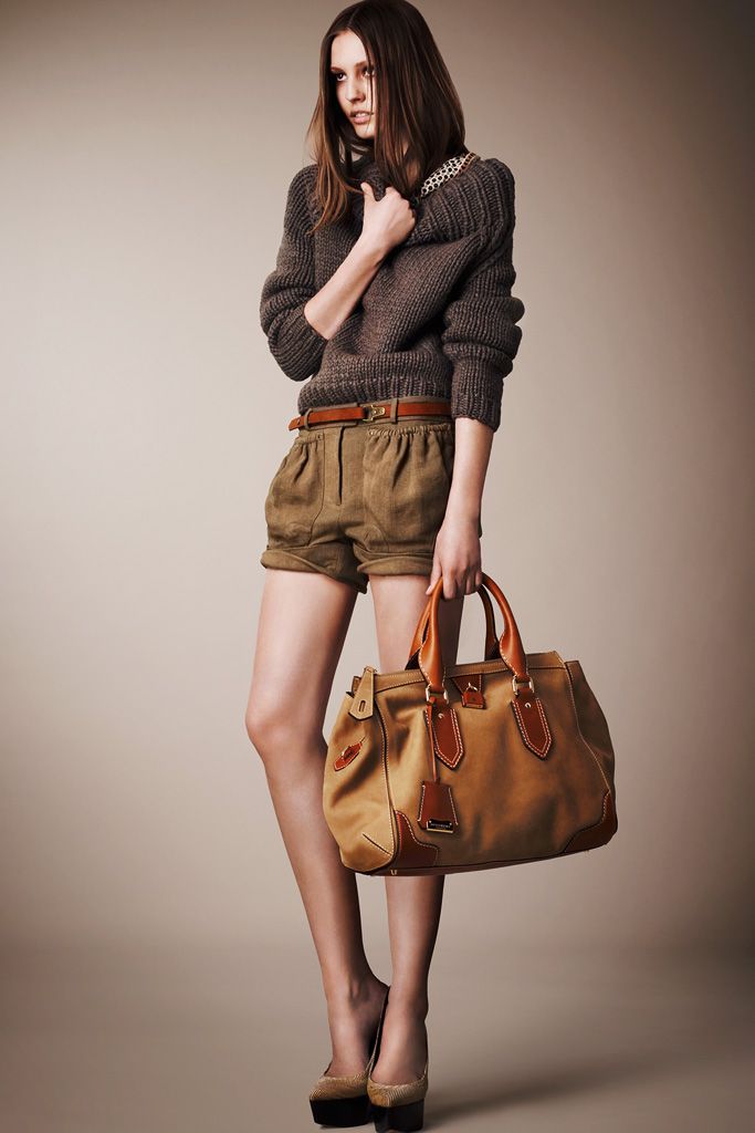 Burberry Resort 13 Look 45