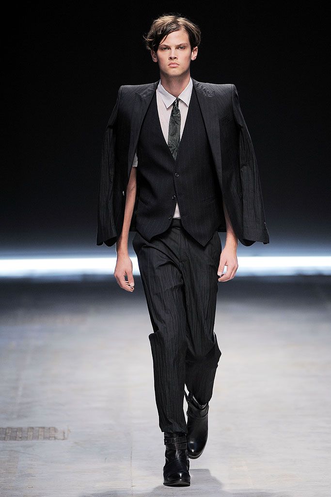 Costume National S/S 10 Menswear Look 40