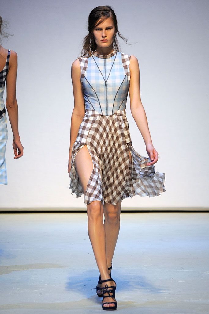 Christopher Kane S/S 10 Look 124