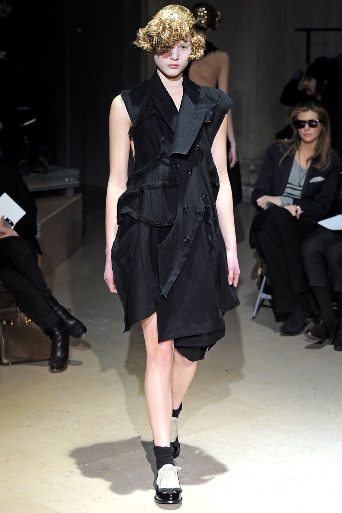 Comme des Garçons F/W 11 Look 253